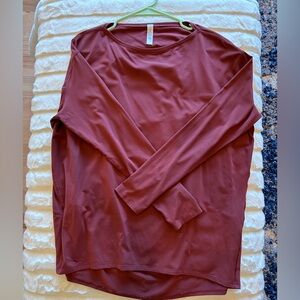 Lululemon Back in Action long sleeve top in Savannah